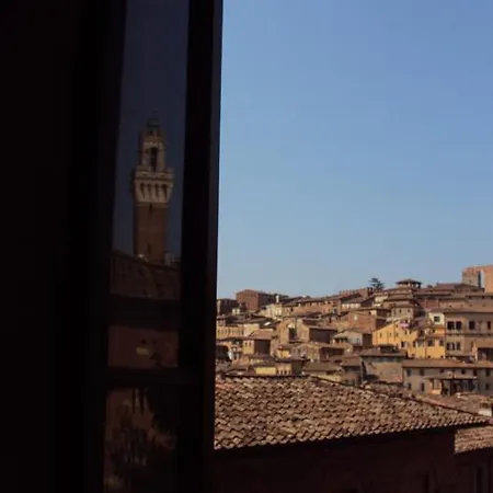 Vicolo Dell'oro 3* Siena